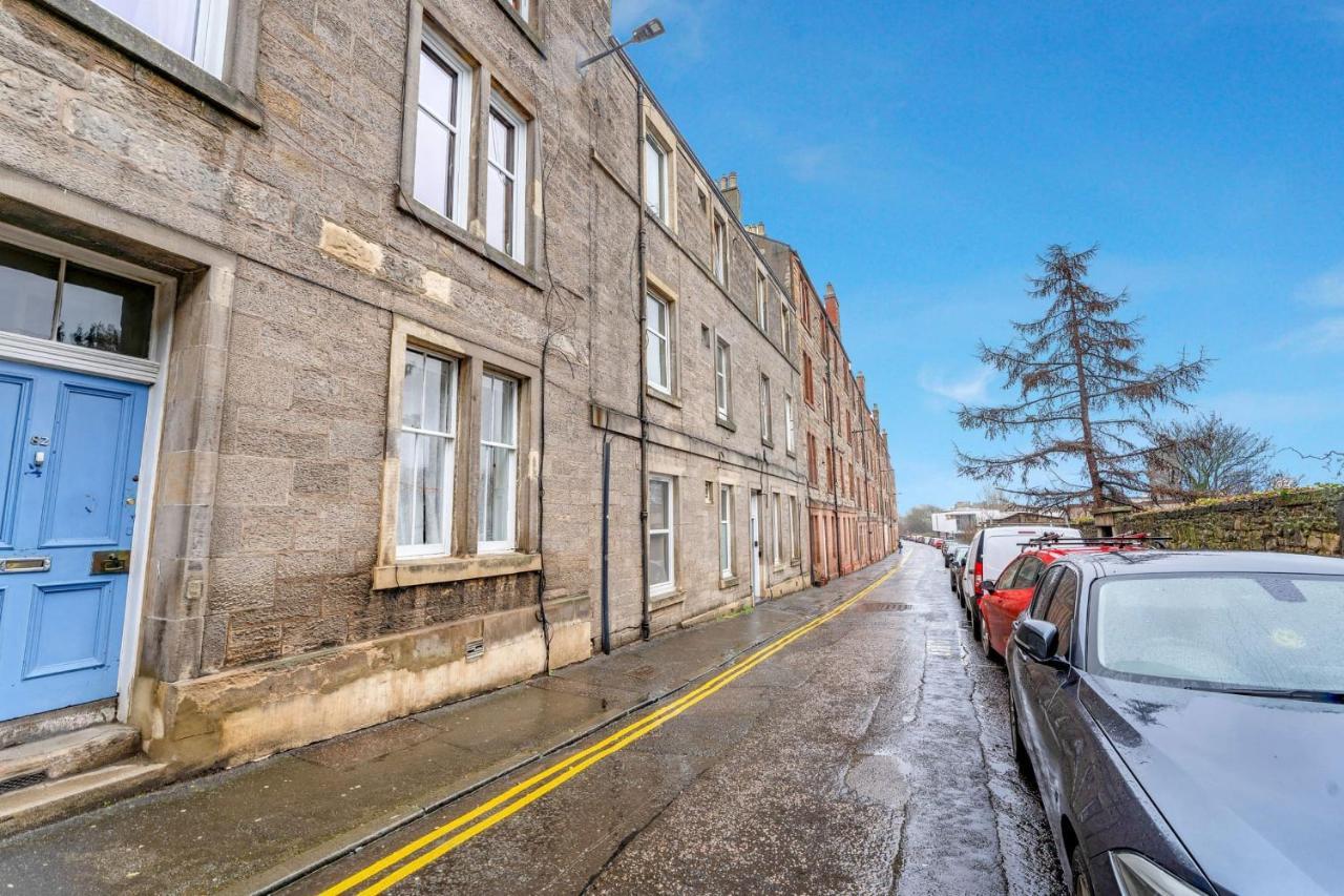 Bright And Quiet Edinburgh Home Exterior photo